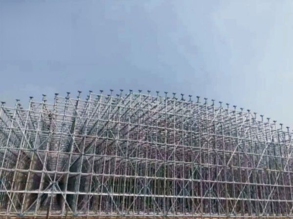 重庆建工市政交通嘉陵江磁井段拱桥